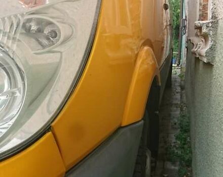 Желтый Мерседес Sprinter, объемом двигателя 2.14 л и пробегом 450 тыс. км за 28800 $, фото 3 на Automoto.ua