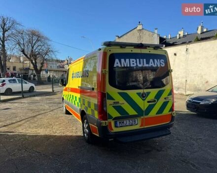 Желтый Мерседес Sprinter, объемом двигателя 0 л и пробегом 156 тыс. км за 33500 $, фото 4 на Automoto.ua