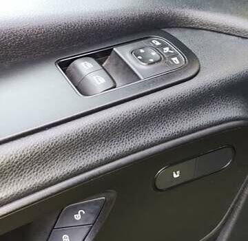 Желтый Мерседес Sprinter, объемом двигателя 3 л и пробегом 156 тыс. км за 33500 $, фото 21 на Automoto.ua