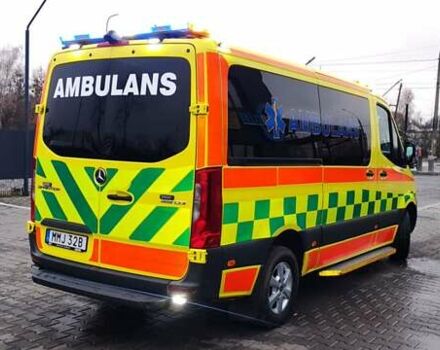 Желтый Мерседес Sprinter, объемом двигателя 3 л и пробегом 156 тыс. км за 33500 $, фото 2 на Automoto.ua