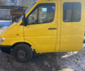 Желтый Мерседес Sprinter, объемом двигателя 2.69 л и пробегом 591 тыс. км за 12500 $, фото 6 на Automoto.ua
