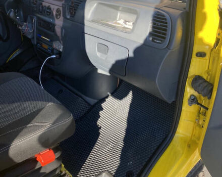 Желтый Мерседес Sprinter, объемом двигателя 2.69 л и пробегом 591 тыс. км за 12500 $, фото 14 на Automoto.ua