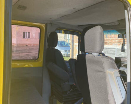 Желтый Мерседес Sprinter, объемом двигателя 2.69 л и пробегом 591 тыс. км за 12500 $, фото 16 на Automoto.ua