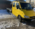 Желтый Мерседес Sprinter, объемом двигателя 2.69 л и пробегом 591 тыс. км за 12500 $, фото 1 на Automoto.ua