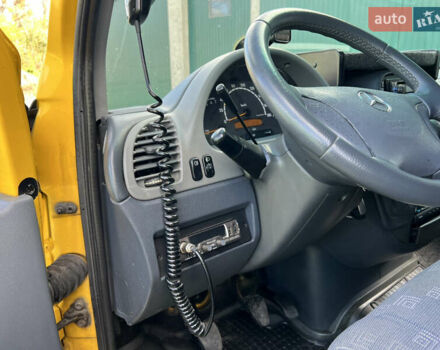 Мерседес Sprinter 2004 у Горохів на Automoto.ua Жовтий Мерседес Sprinter, об'ємом двигуна 2.15 л та пробігом 545 тис. км за 11500 $, фото 13 на Automoto.ua
