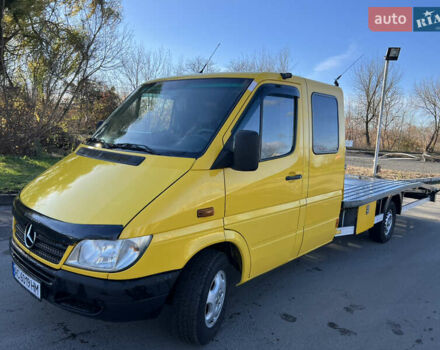 Мерседес Sprinter 2004 у Горохів на Automoto.ua Жовтий Мерседес Sprinter, об'ємом двигуна 2.15 л та пробігом 545 тис. км за 11500 $, фото 2 на Automoto.ua