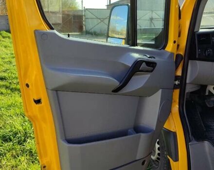 Жовтий Мерседес Sprinter, об'ємом двигуна 2.99 л та пробігом 432 тис. км за 16800 $, фото 31 на Automoto.ua