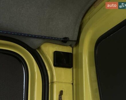 Жовтий Мерседес Sprinter, об'ємом двигуна 3 л та пробігом 581 тис. км за 24999 $, фото 61 на Automoto.ua
