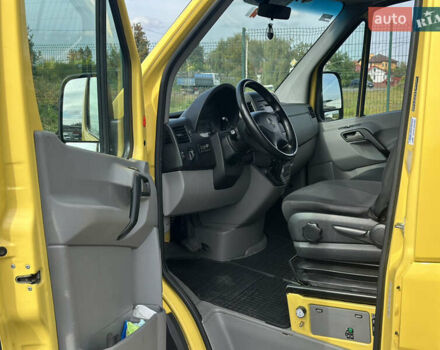 Жовтий Мерседес Sprinter, об'ємом двигуна 2.14 л та пробігом 675 тис. км за 18900 $, фото 18 на Automoto.ua