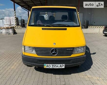 Жовтий Мерседес Sprinter, об'ємом двигуна 2.87 л та пробігом 400 тис. км за 8700 $, фото 1 на Automoto.ua