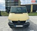 Желтый Мерседес Sprinter, объемом двигателя 2.15 л и пробегом 296 тыс. км за 11000 $, фото 2 на Automoto.ua