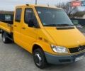Желтый Мерседес Sprinter, объемом двигателя 2.14 л и пробегом 249 тыс. км за 13600 $, фото 1 на Automoto.ua