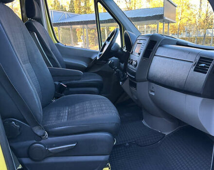 Мерседес Sprinter 2013 в Белой Церкве на Automoto.ua Желтый Мерседес Sprinter, объемом двигателя 2.2 л и пробегом 329 тыс. км за 17500 $, фото 17 на Automoto.ua