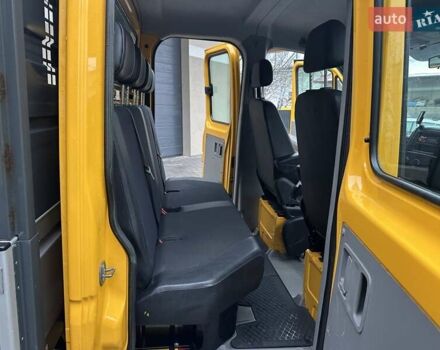 Желтый Мерседес Sprinter, объемом двигателя 2.2 л и пробегом 264 тыс. км за 16500 $, фото 16 на Automoto.ua