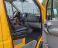 Желтый Мерседес Sprinter, объемом двигателя 2.1 л и пробегом 285 тыс. км за 20300 $, фото 17 на Automoto.ua