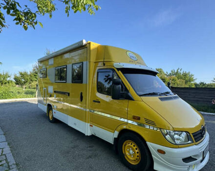 Желтый Мерседес Sprinter, объемом двигателя 2.3 л и пробегом 158 тыс. км за 42000 $, фото 10 на Automoto.ua