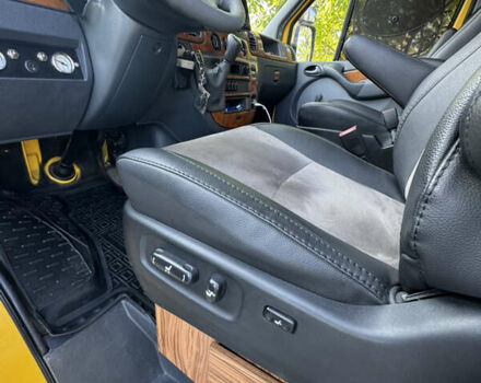 Желтый Мерседес Sprinter, объемом двигателя 2.3 л и пробегом 158 тыс. км за 42000 $, фото 68 на Automoto.ua