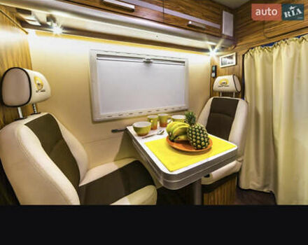 Желтый Мерседес Sprinter, объемом двигателя 2.15 л и пробегом 160 тыс. км за 35000 $, фото 7 на Automoto.ua