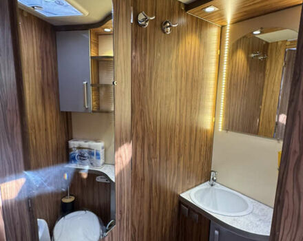 Желтый Мерседес Sprinter, объемом двигателя 2.3 л и пробегом 158 тыс. км за 42000 $, фото 34 на Automoto.ua