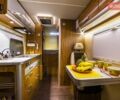 Желтый Мерседес Sprinter, объемом двигателя 2.2 л и пробегом 164 тыс. км за 35000 $, фото 5 на Automoto.ua