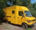 Желтый Мерседес Sprinter, объемом двигателя 2.3 л и пробегом 500 тыс. км за 3502 $, фото 1 на Automoto.ua
