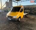 Желтый Мерседес Sprinter, объемом двигателя 2.15 л и пробегом 230 тыс. км за 10399 $, фото 1 на Automoto.ua
