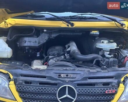 Жовтий Мерседес Sprinter, об'ємом двигуна 2.69 л та пробігом 596 тис. км за 11500 $, фото 3 на Automoto.ua