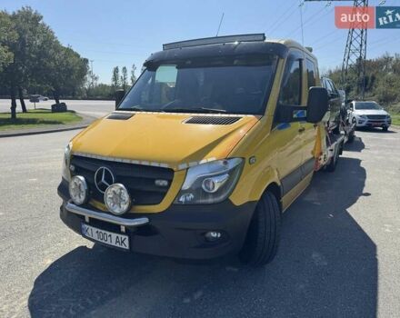 Жовтий Мерседес Sprinter, об'ємом двигуна 2.99 л та пробігом 385 тис. км за 46833 $, фото 2 на Automoto.ua