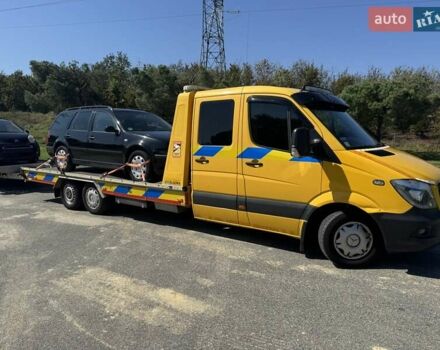 Жовтий Мерседес Sprinter, об'ємом двигуна 2.99 л та пробігом 385 тис. км за 46833 $, фото 3 на Automoto.ua