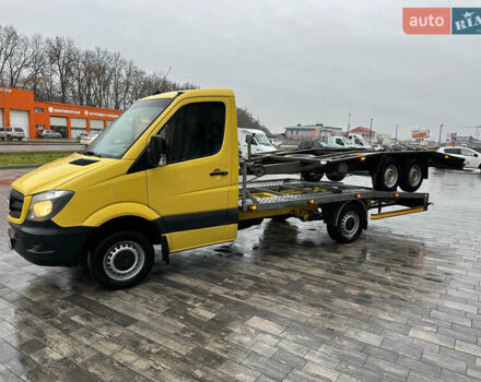 Желтый Мерседес Sprinter, объемом двигателя 2.14 л и пробегом 675 тыс. км за 22000 $, фото 3 на Automoto.ua