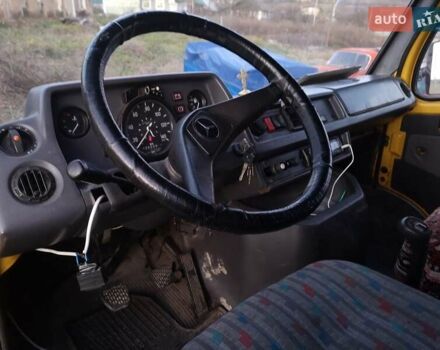 Жовтий Мерседес Sprinter, об'ємом двигуна 0 л та пробігом 720 тис. км за 2300 $, фото 8 на Automoto.ua