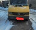 Желтый Мерседес Sprinter, объемом двигателя 2.9 л и пробегом 690 тыс. км за 5700 $, фото 1 на Automoto.ua