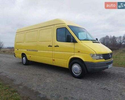Желтый Мерседес Sprinter, объемом двигателя 2.87 л и пробегом 560 тыс. км за 8999 $, фото 13 на Automoto.ua