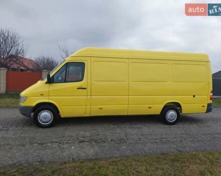 Желтый Мерседес Sprinter, объемом двигателя 2.87 л и пробегом 560 тыс. км за 8999 $, фото 7 на Automoto.ua