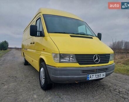 Желтый Мерседес Sprinter, объемом двигателя 2.87 л и пробегом 560 тыс. км за 8999 $, фото 3 на Automoto.ua