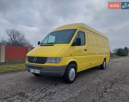 Желтый Мерседес Sprinter, объемом двигателя 2.87 л и пробегом 560 тыс. км за 8999 $, фото 19 на Automoto.ua