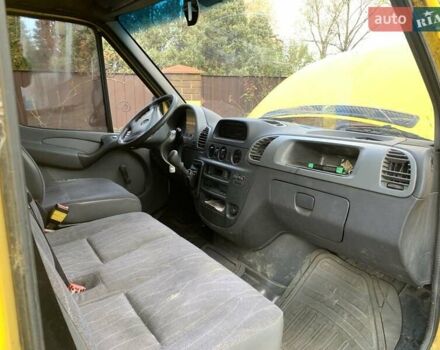 Желтый Мерседес Sprinter, объемом двигателя 2.15 л и пробегом 800 тыс. км за 5700 $, фото 9 на Automoto.ua