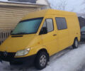 Желтый Мерседес Sprinter, объемом двигателя 2.2 л и пробегом 682 тыс. км за 8900 $, фото 1 на Automoto.ua