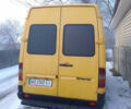 Желтый Мерседес Sprinter, объемом двигателя 2.2 л и пробегом 682 тыс. км за 8900 $, фото 3 на Automoto.ua