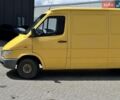 Желтый Мерседес Sprinter, объемом двигателя 2.2 л и пробегом 350 тыс. км за 6390 $, фото 3 на Automoto.ua