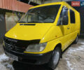 Желтый Мерседес Sprinter, объемом двигателя 0 л и пробегом 592 тыс. км за 8500 $, фото 1 на Automoto.ua
