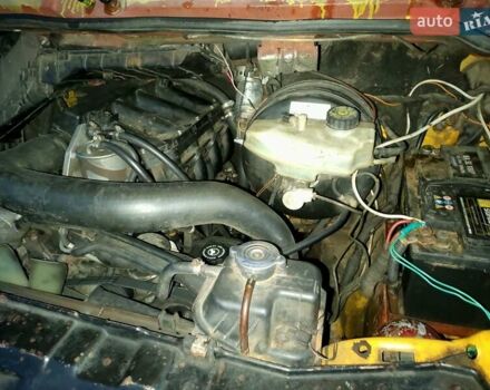 Желтый Мерседес Sprinter, объемом двигателя 2.2 л и пробегом 100 тыс. км за 9000 $, фото 4 на Automoto.ua