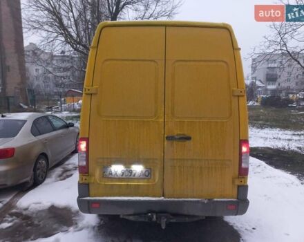 Желтый Мерседес Sprinter, объемом двигателя 2.2 л и пробегом 647 тыс. км за 7300 $, фото 9 на Automoto.ua