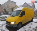 Желтый Мерседес Sprinter, объемом двигателя 2.2 л и пробегом 647 тыс. км за 7300 $, фото 5 на Automoto.ua