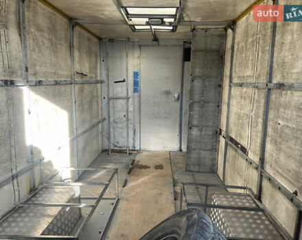 Желтый Мерседес Sprinter, объемом двигателя 2.15 л и пробегом 914 тыс. км за 8000 $, фото 17 на Automoto.ua