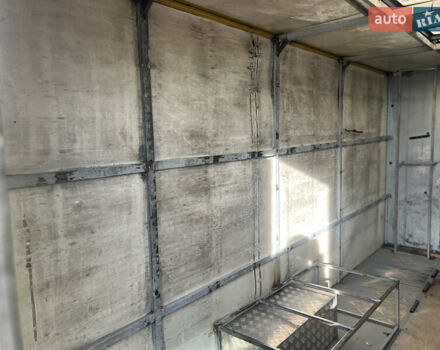 Желтый Мерседес Sprinter, объемом двигателя 2.15 л и пробегом 914 тыс. км за 8000 $, фото 16 на Automoto.ua