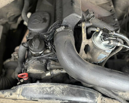 Желтый Мерседес Sprinter, объемом двигателя 2.15 л и пробегом 900 тыс. км за 4600 $, фото 25 на Automoto.ua