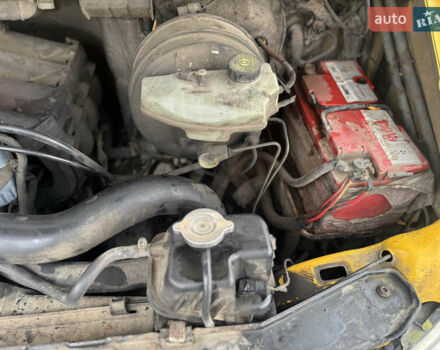 Желтый Мерседес Sprinter, объемом двигателя 2.15 л и пробегом 900 тыс. км за 4600 $, фото 26 на Automoto.ua