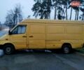 Желтый Мерседес Sprinter, объемом двигателя 2.2 л и пробегом 100 тыс. км за 9000 $, фото 11 на Automoto.ua