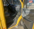 Желтый Мерседес Sprinter, объемом двигателя 2.15 л и пробегом 914 тыс. км за 8000 $, фото 12 на Automoto.ua